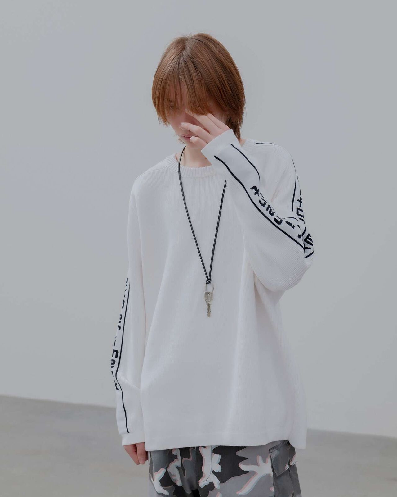 LINED LOGO SWEATER,BLACK, large image number 7