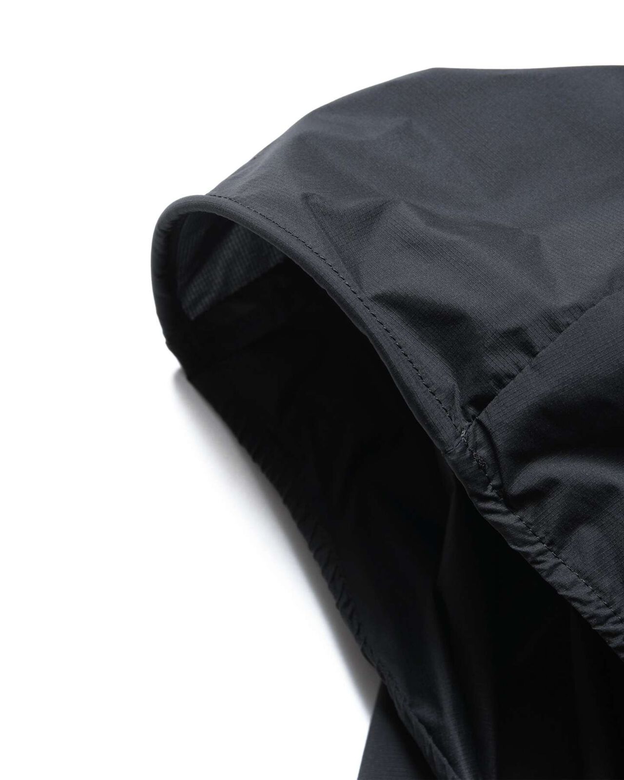 LIGHT WEIGHT BREATHABLE PACKABLE HOODIE,BLACK, large image number 4