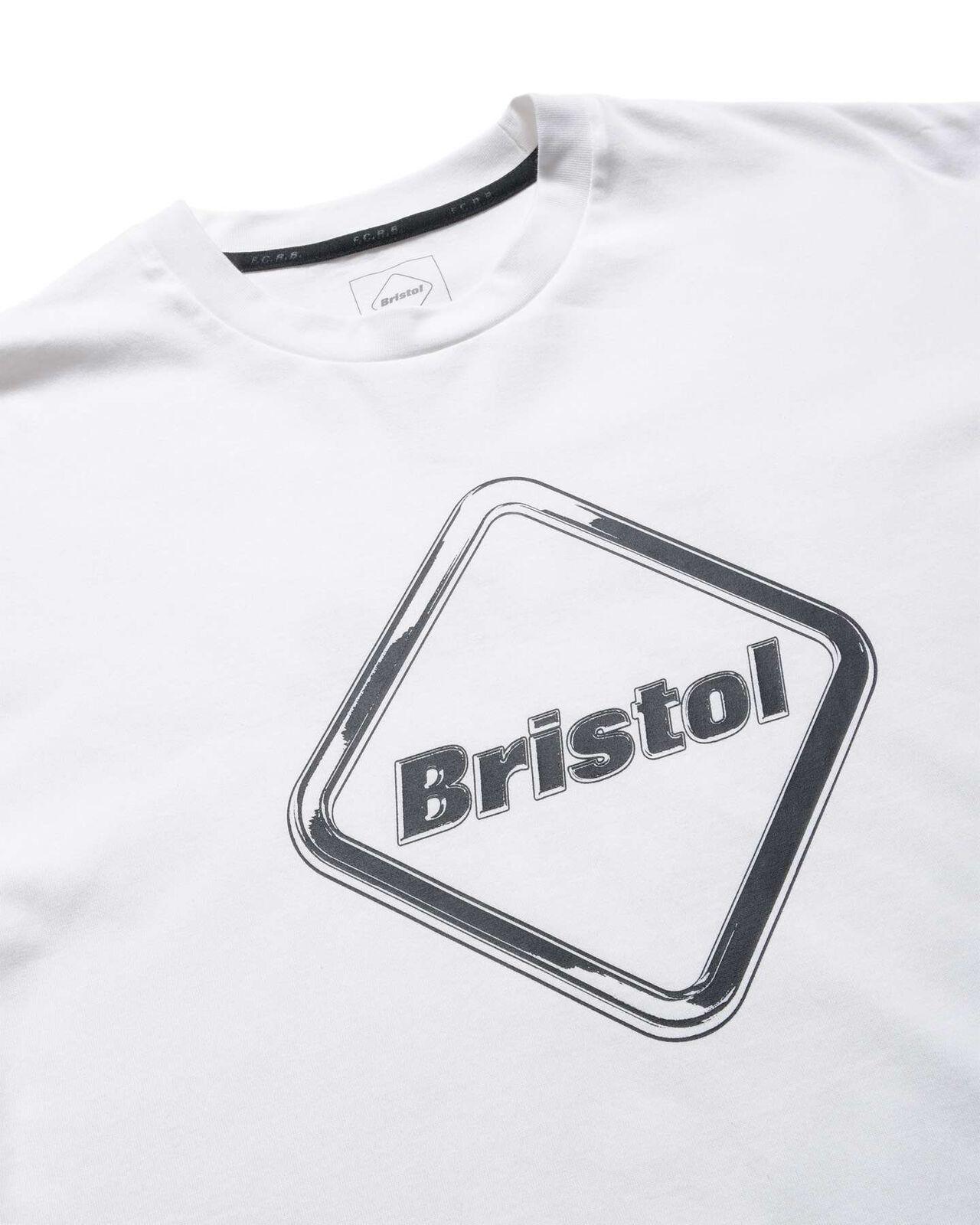 SHADOW EMBLEM TEE,WHITE, large image number 2