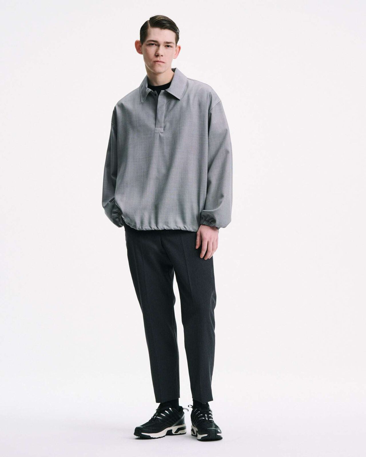 FLANNEL WOOL SHIRRING SLIM-FIT SLACKS,CHARCOAL GRAY, large image number 7