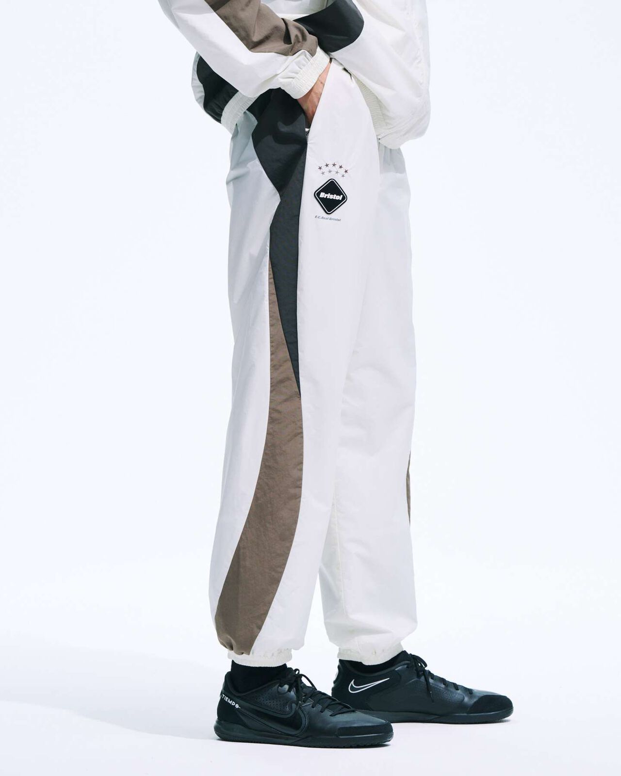 WARM-UP PANTS,OFF WHITE, large image number 6
