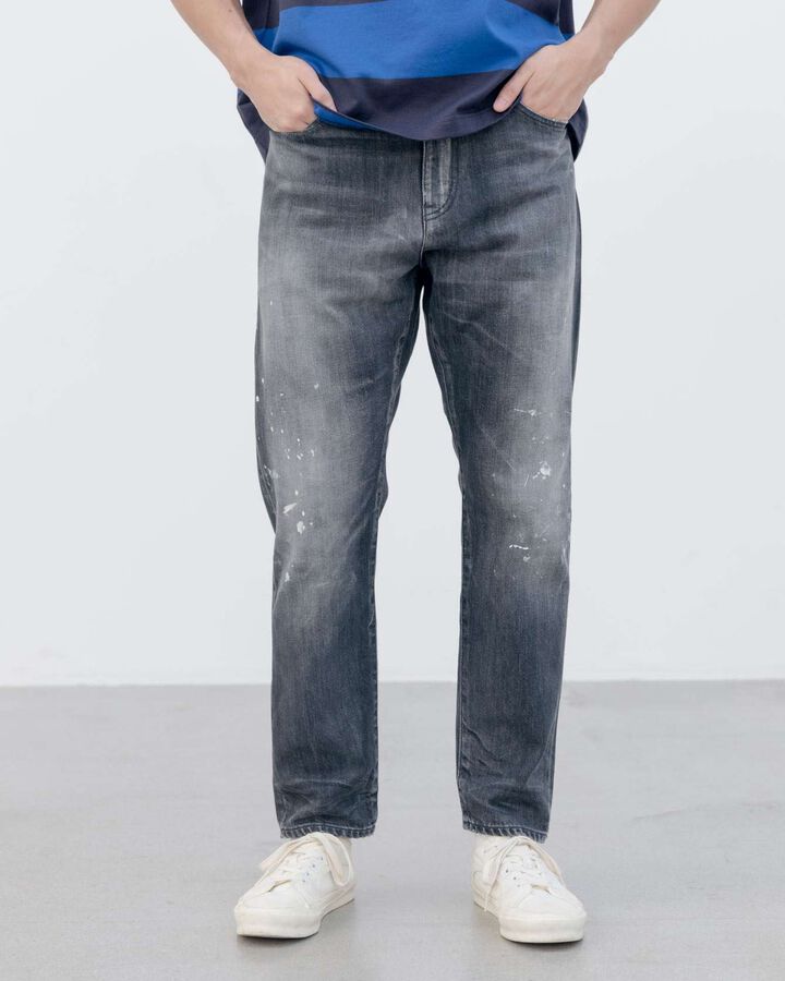 DAMAGED TAPERED-FIT JEANS,BLACK, medium image number 6