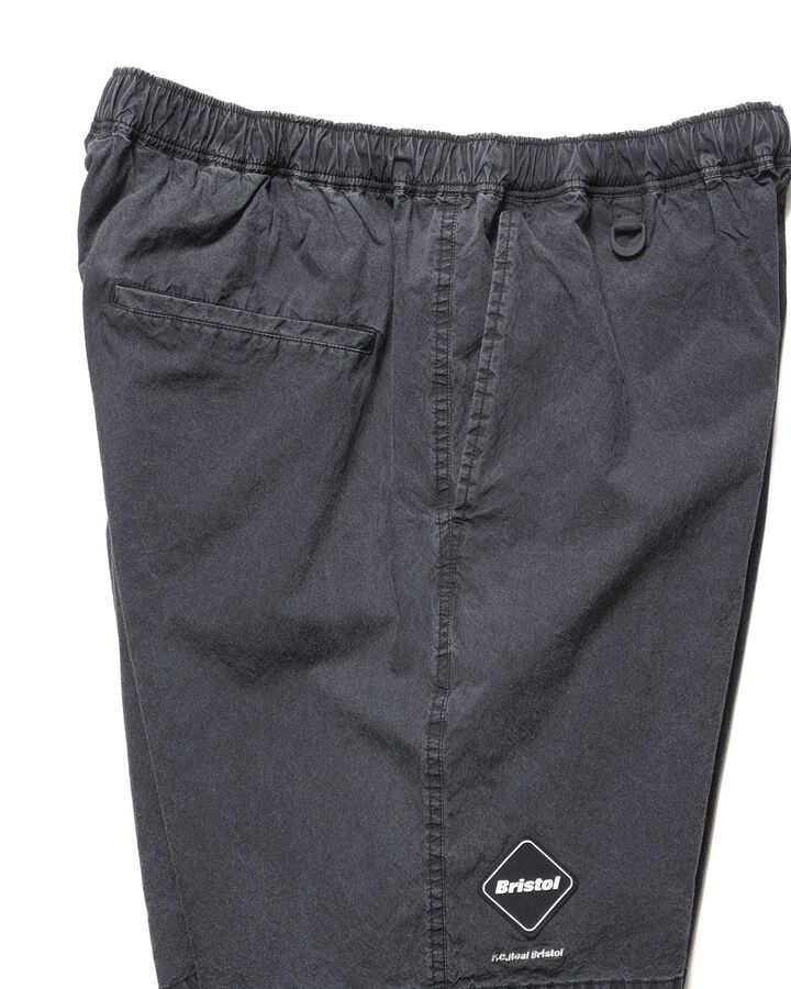 WASHED CRISP DENIM EASY SHORTS,BLACK, medium image number 2