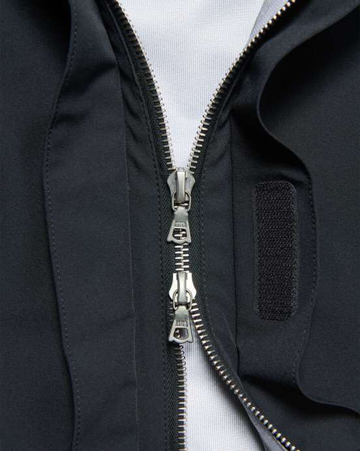 PERTEX 3LAYER MOUNTAIN JACKET,BLACK, medium image number 5