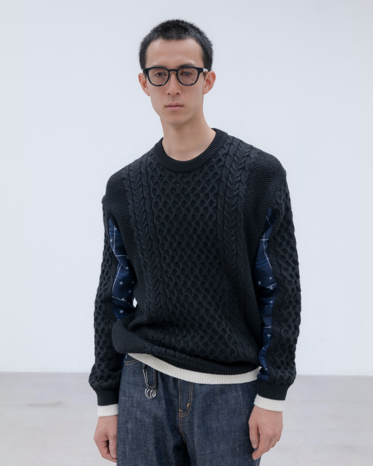 STAR PRINT CHECK PANELED CABLE KNIT,BLACK, large image number 6