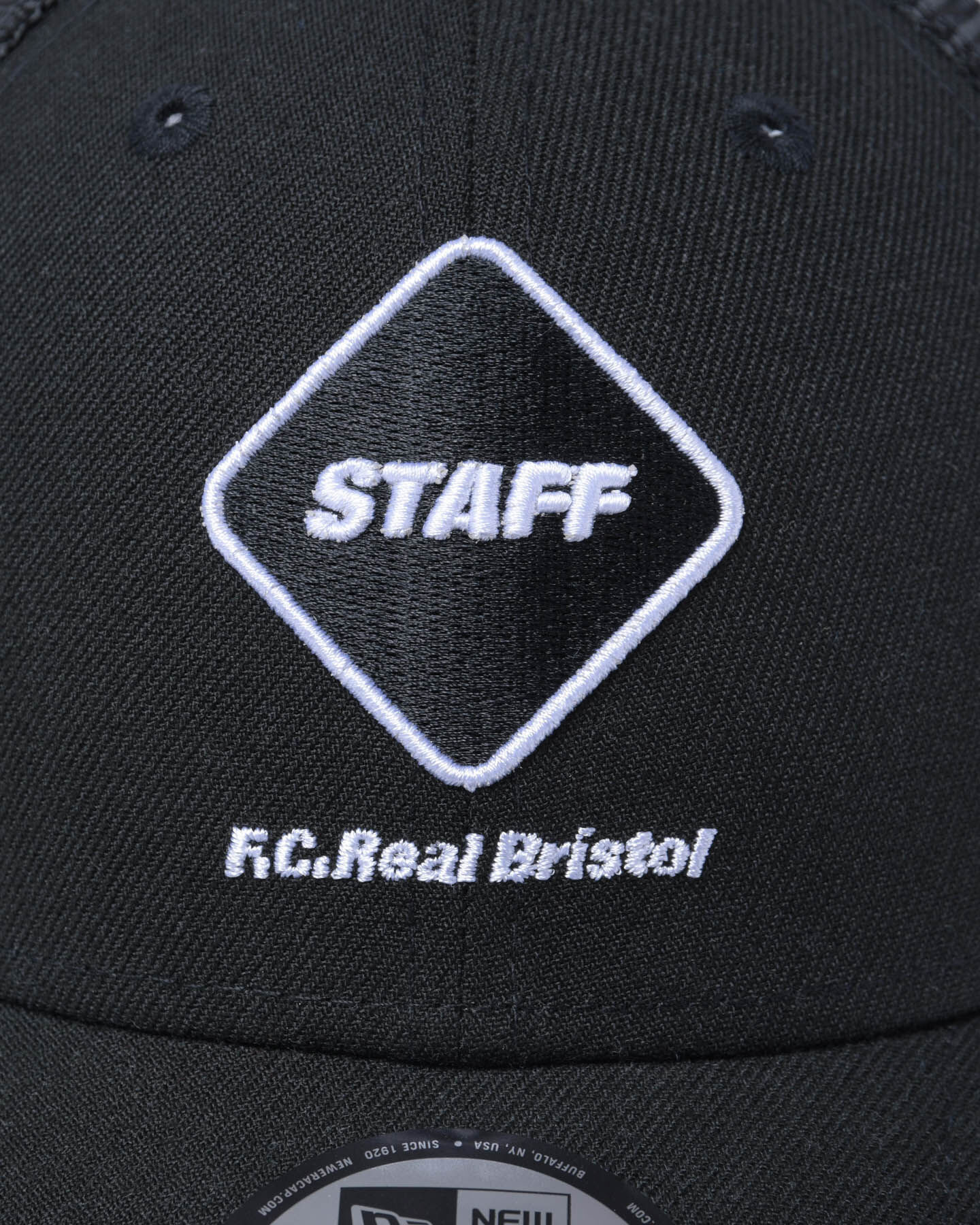 NEW ERA CLUB 9FORTY MESH CAP