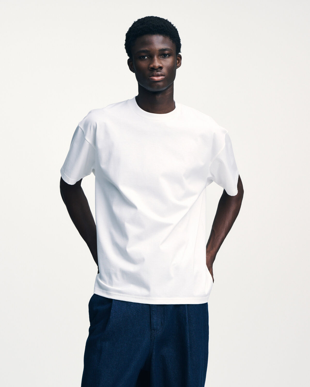 LUSTER COTTON ESSENTIAL TEE,BROWN, large image number 3