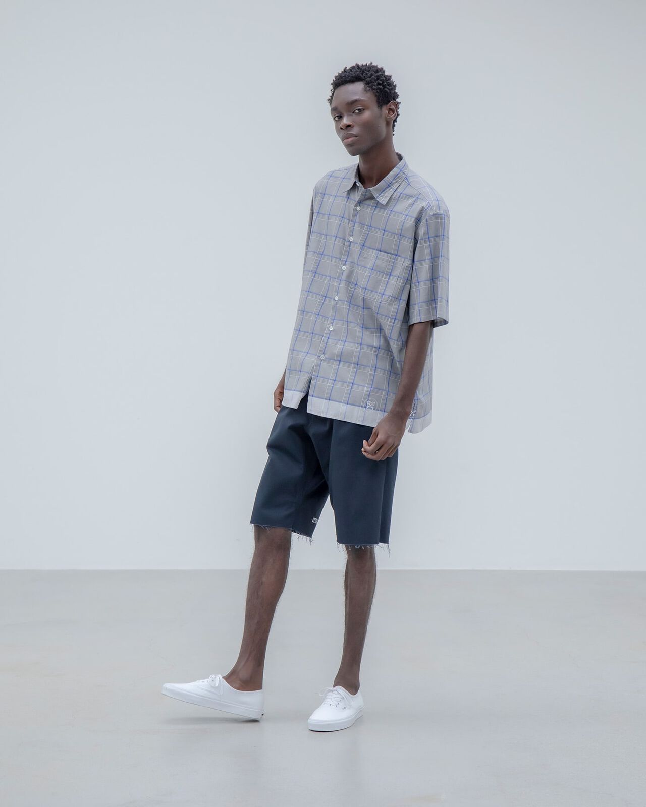 CUT OFF SHORTS,BLACK, large image number 5