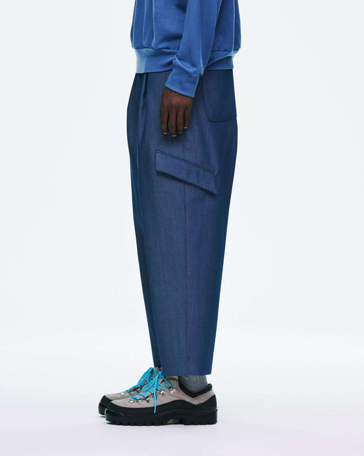 DENIM SIDE POCKET TAPERED CROPPED SLACKS,BLACK, large image number 7