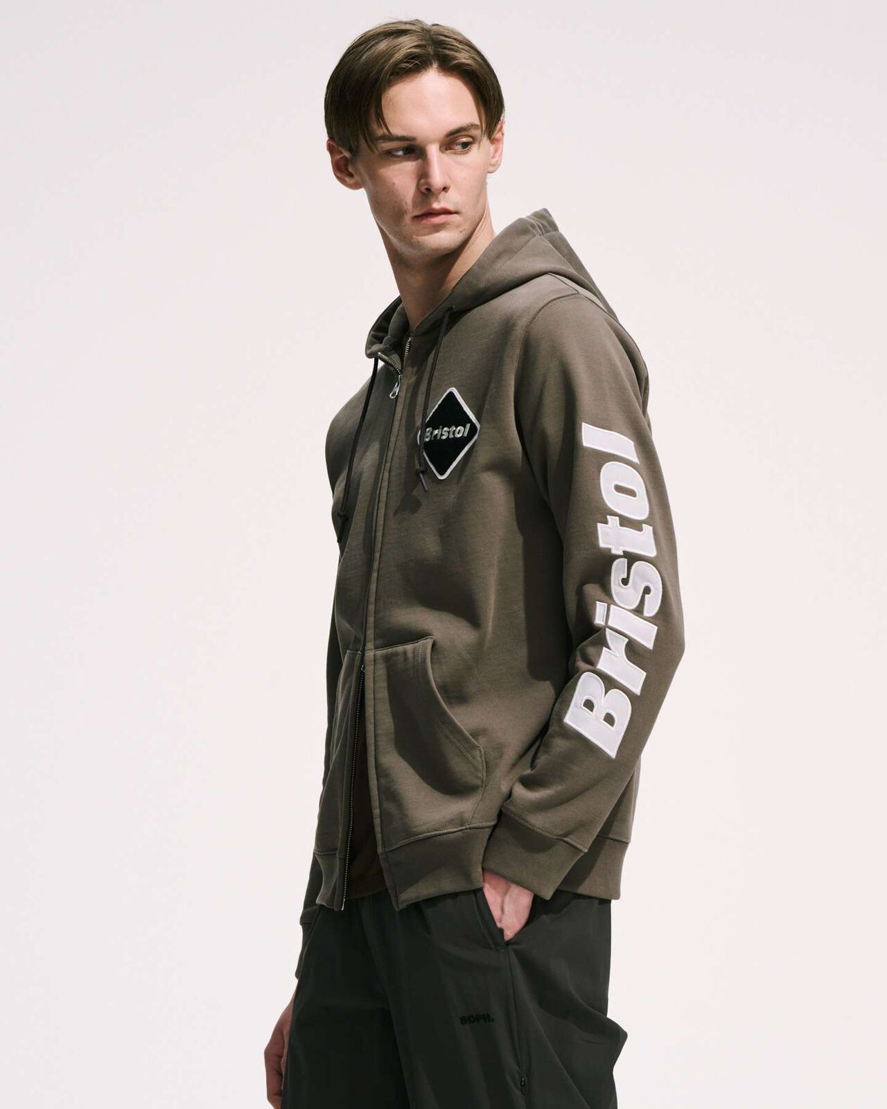 SLEEVE LOGO ZIP-UP SWEAT HOODIE,GREIGE, large image number 5