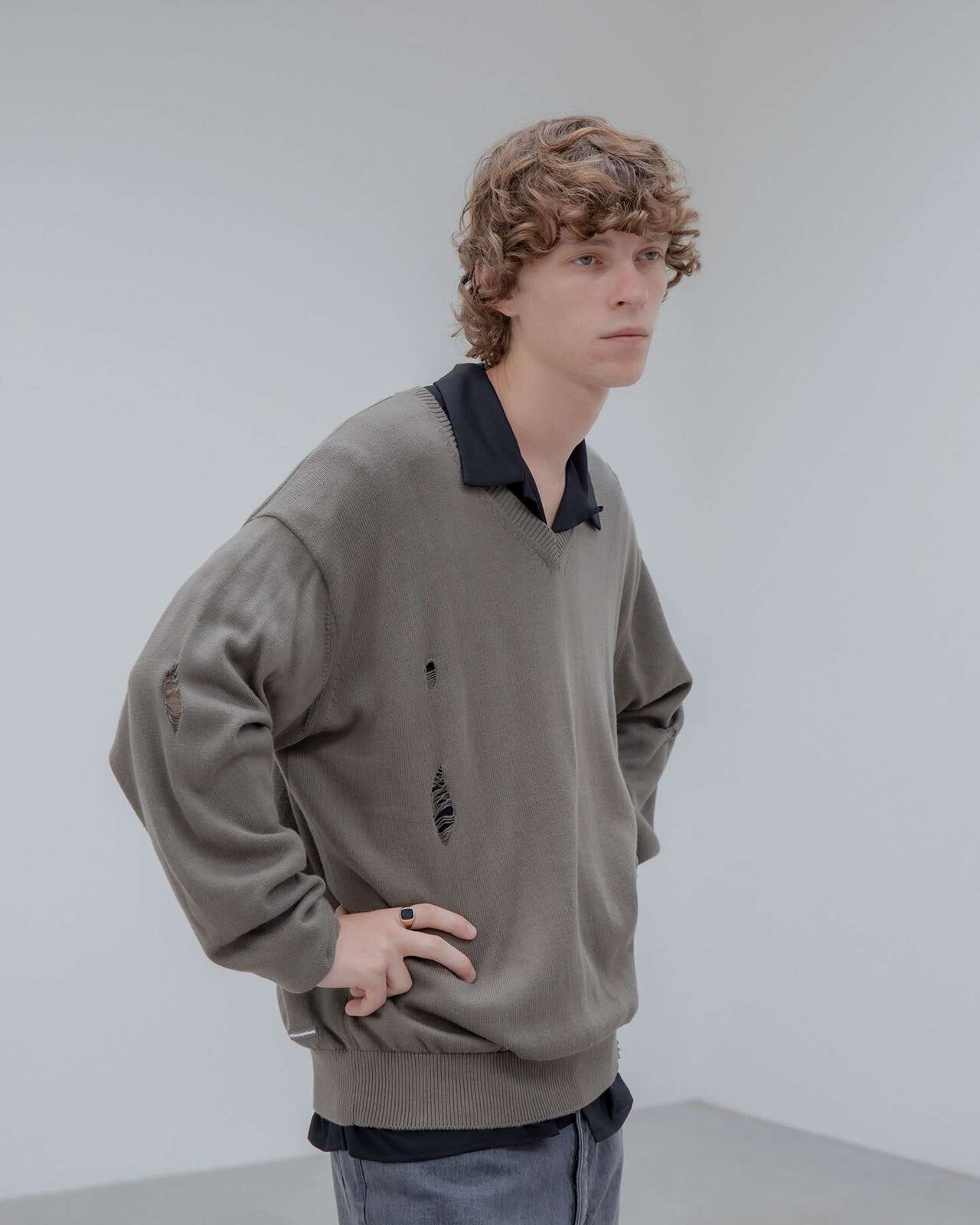 DAMAGED V NECK KNIT,KHAKI, large image number 3