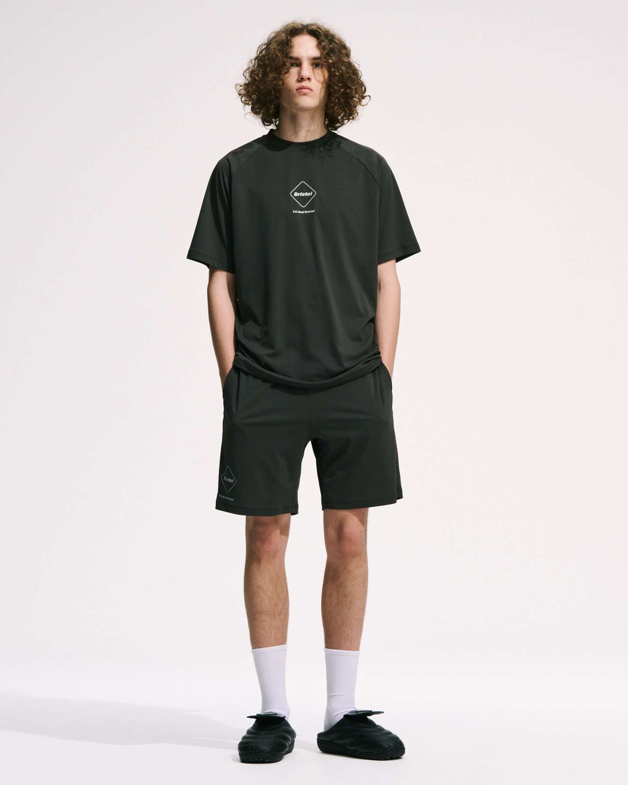 S/S TRAINING TOP&SHORTS,CHARCOAL GRAY, large image number 8