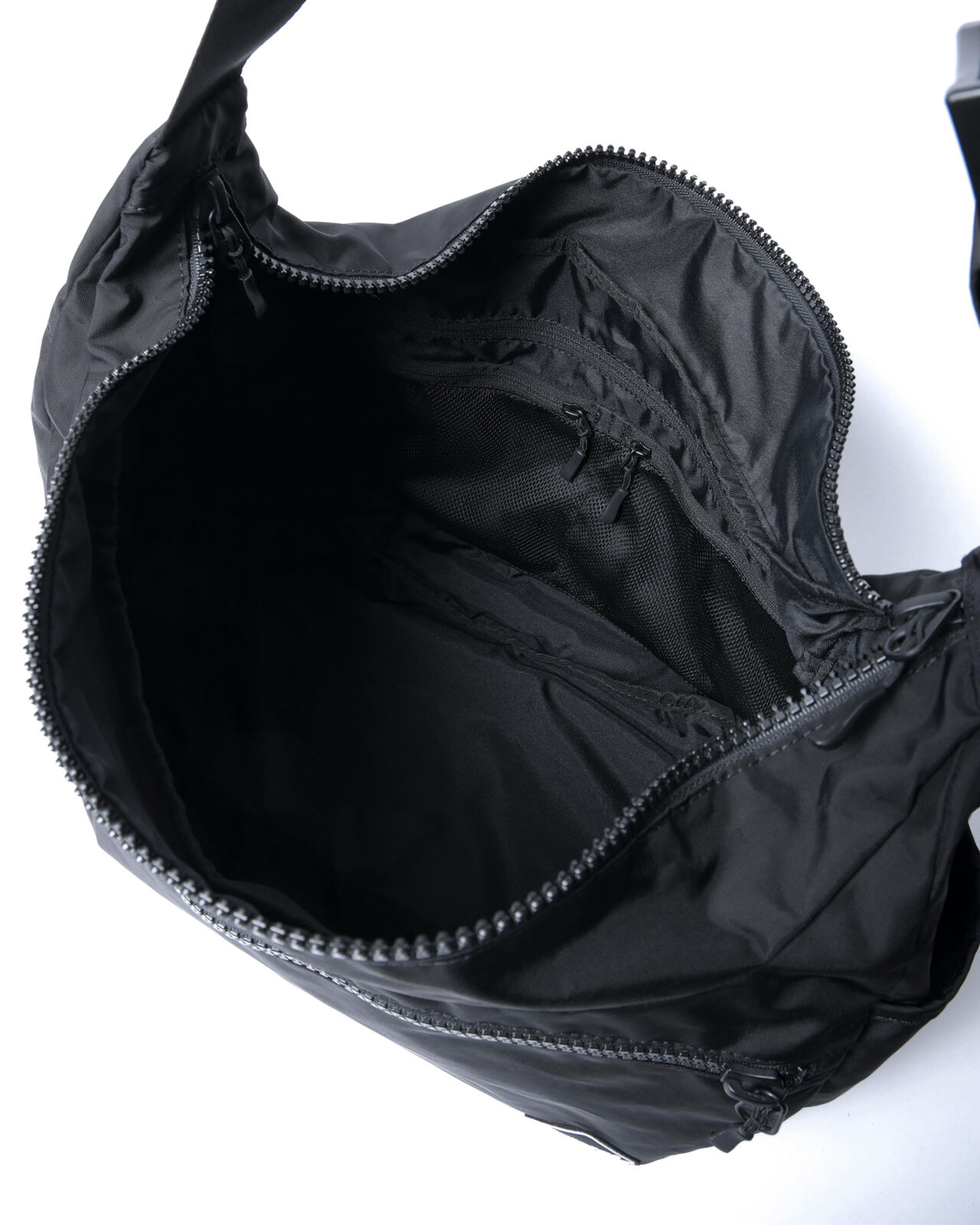 TOUR SHOULDER BAG,BLACK, large image number 5