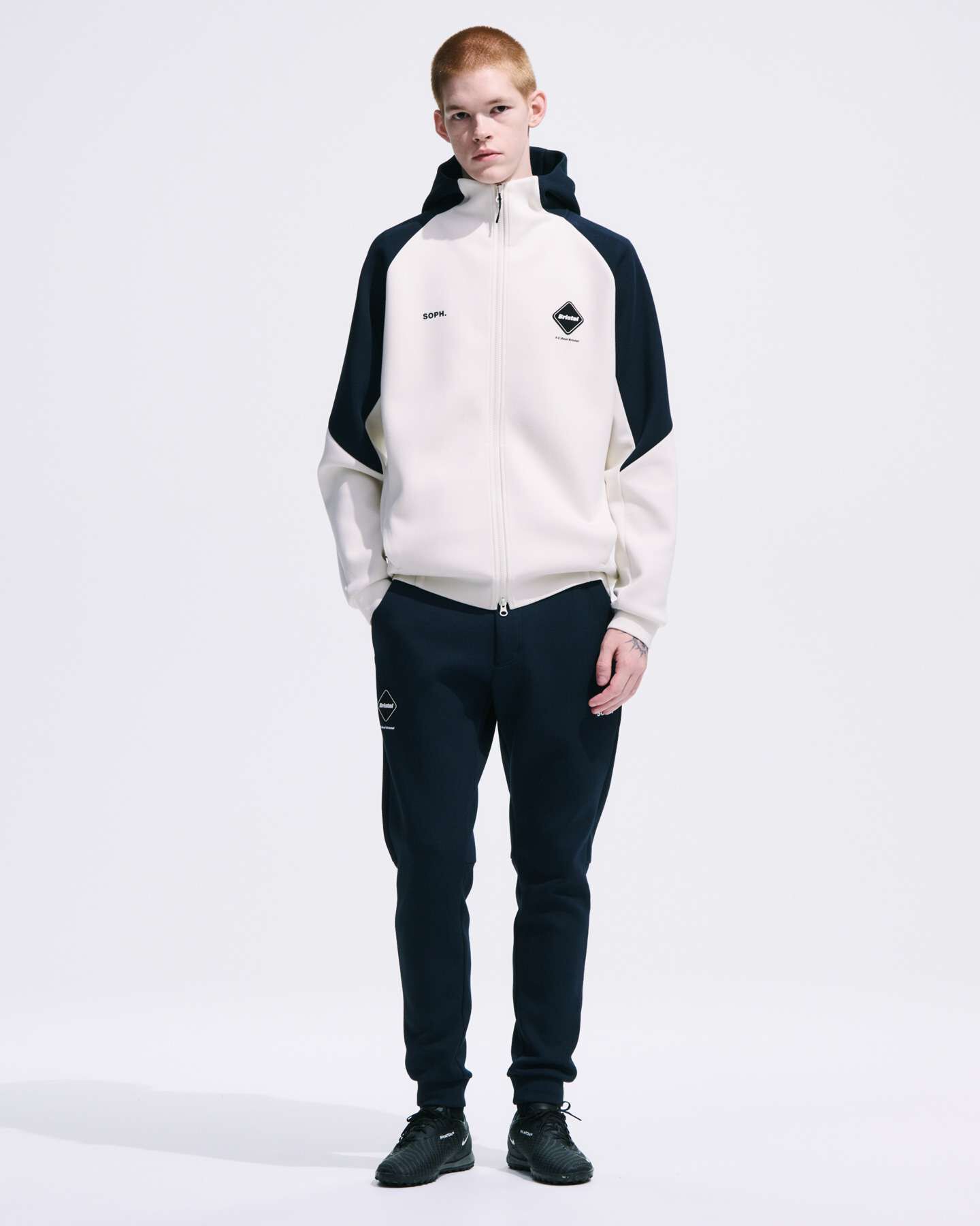 TECH SWEAT VENTILATION HOODIE