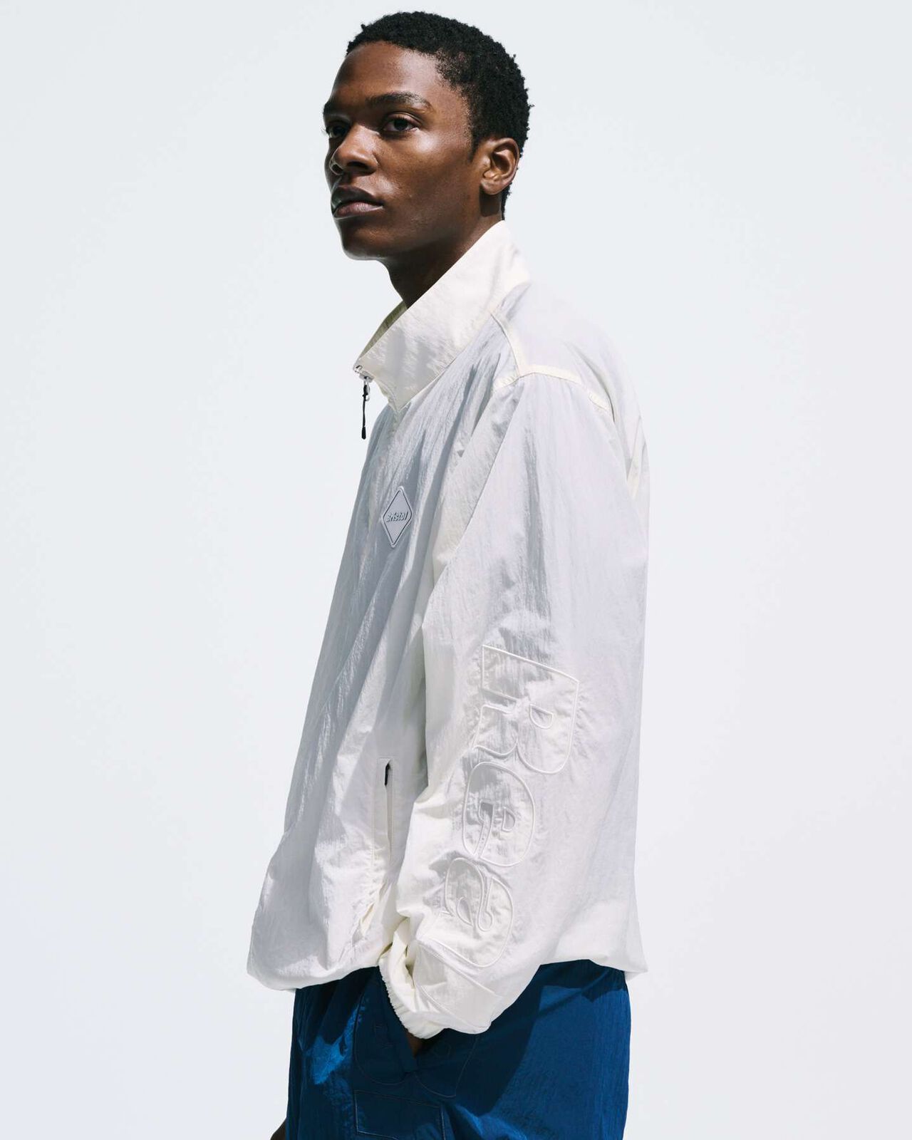 BIG LOGO NYLON STAND COLLAR BLOUSON,BLUE, large image number 6