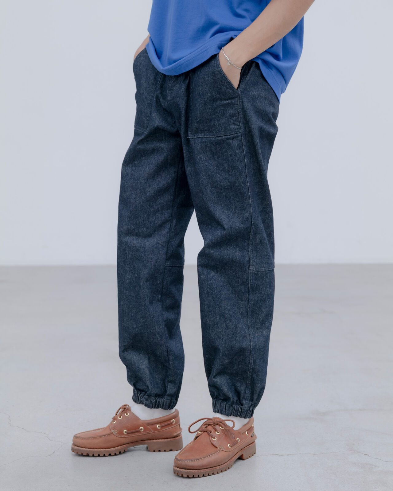 HIGH STRETCH DENIM HEM SHIRRING BAKER PANTS,BLACK, large image number 6