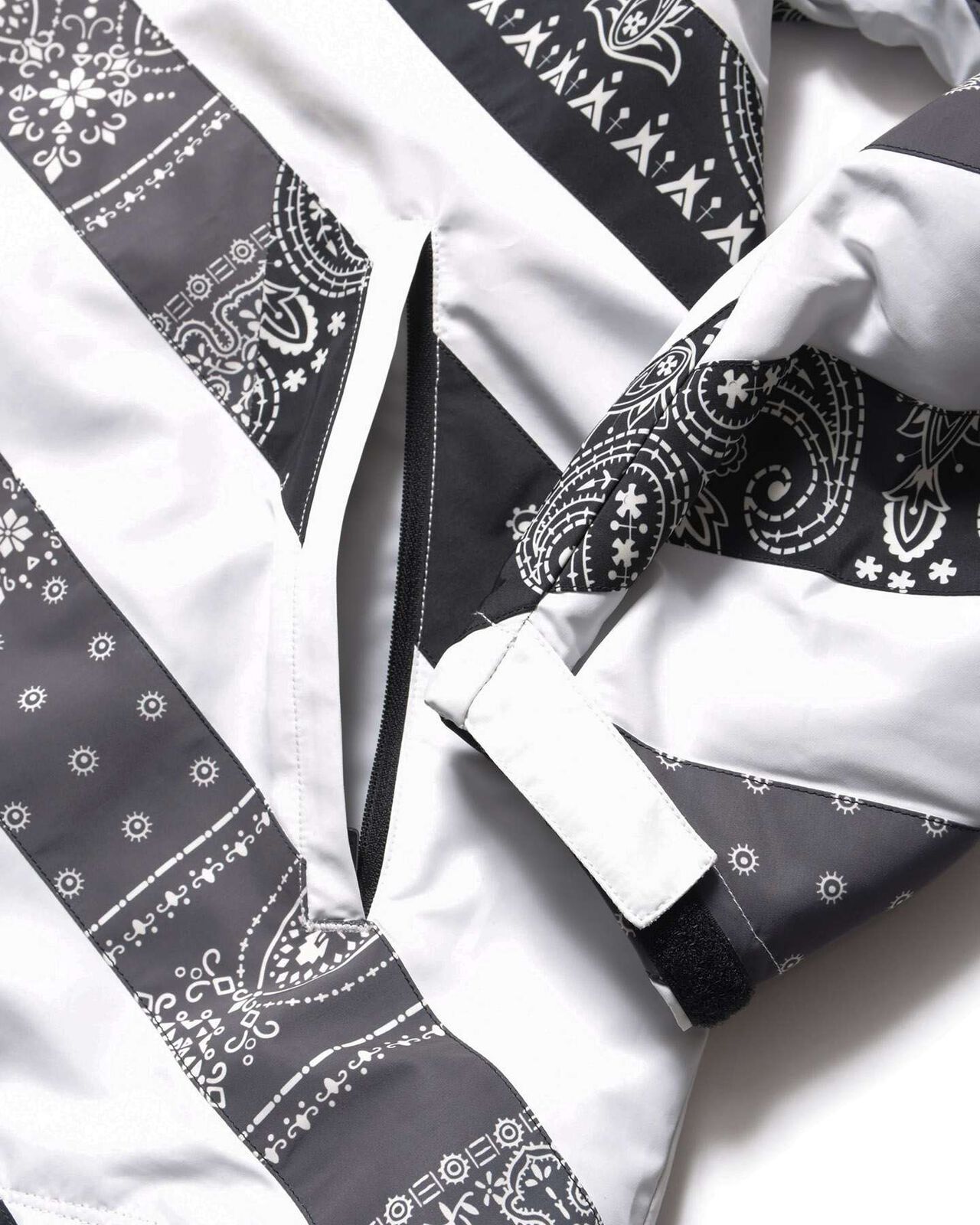 PATCHWORK STRIPE PRACTICE JACKET,BLACK, large image number 4