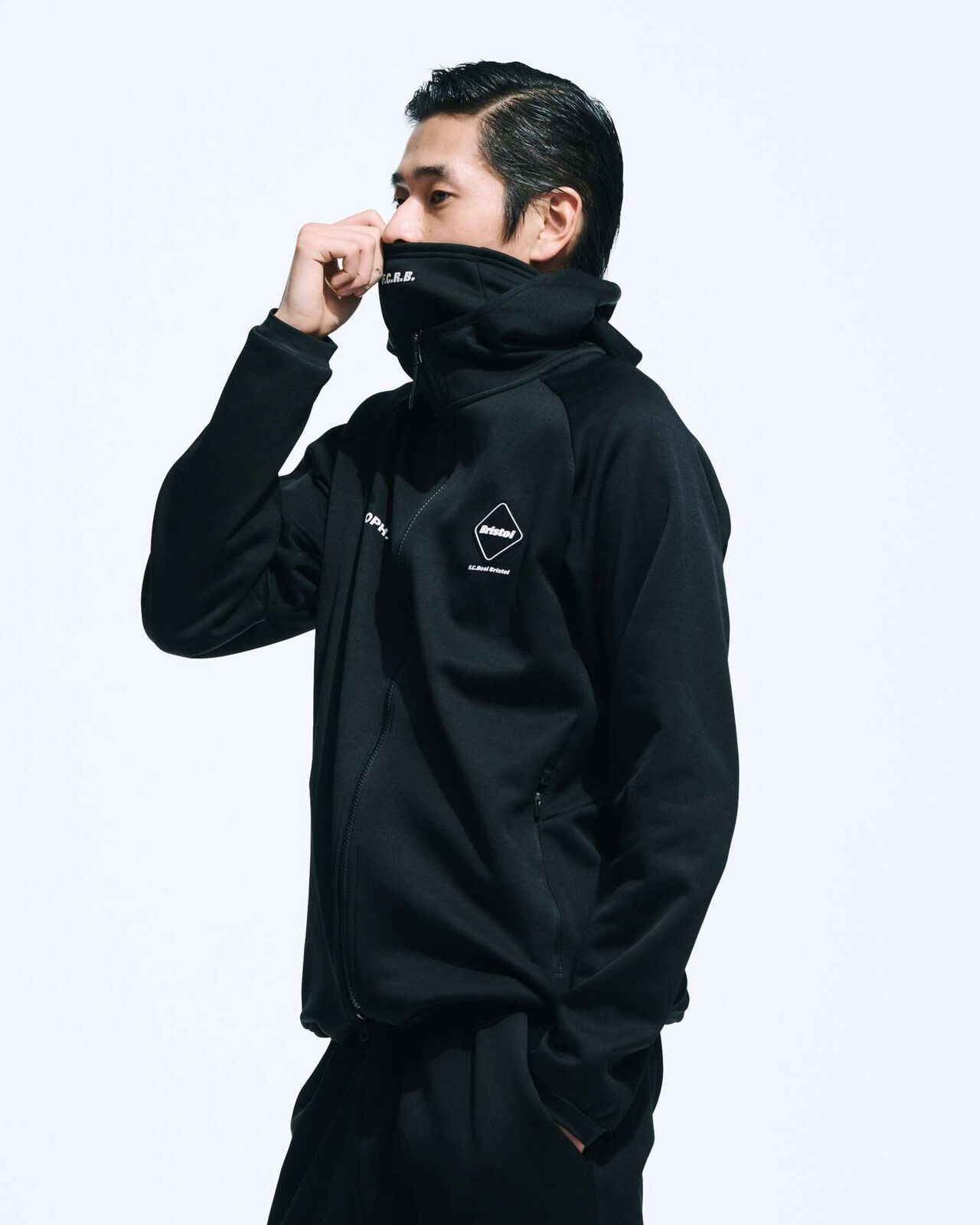 STRETCH FLEECE GAITER HOODIE,BLACK, large image number 6