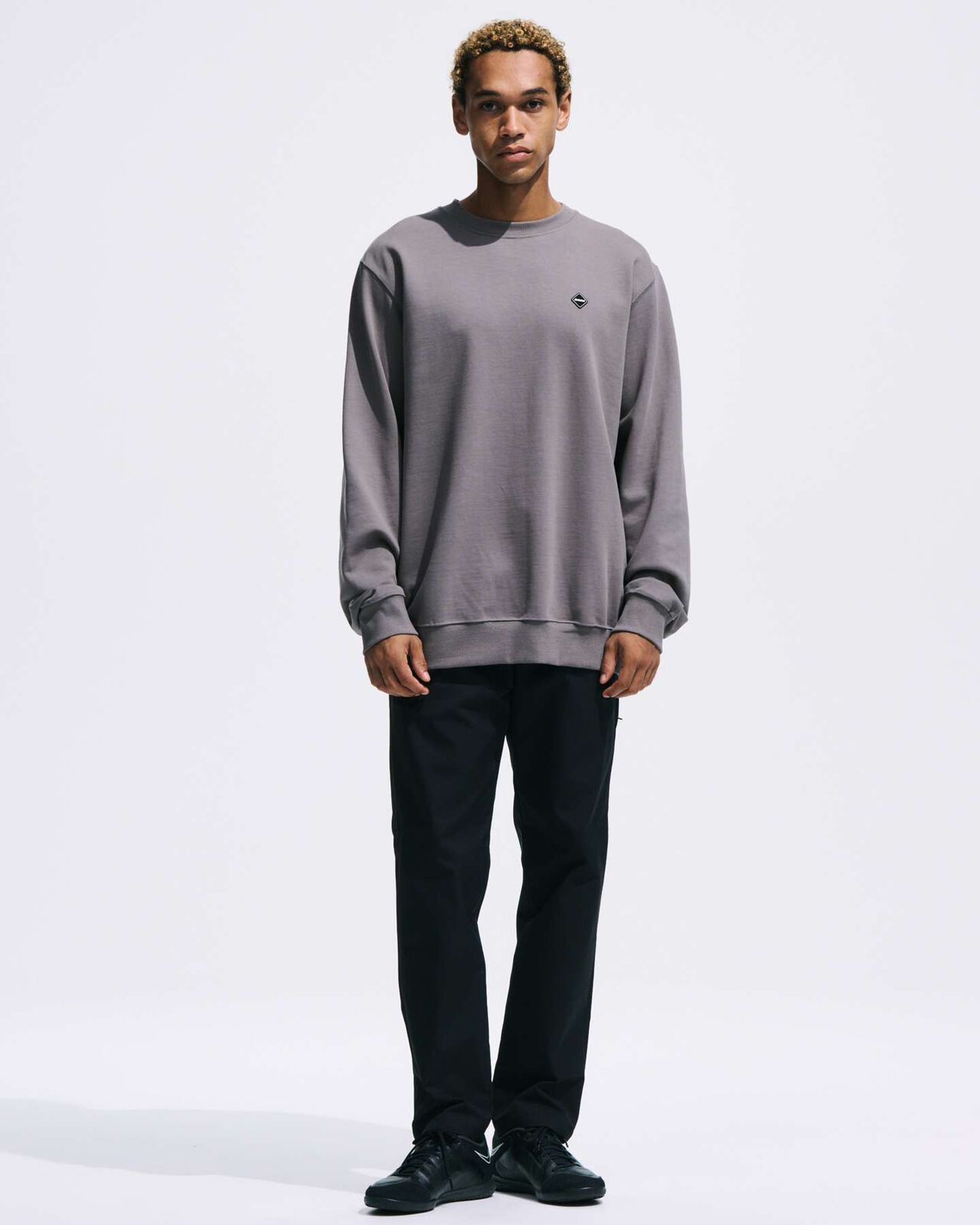 V.I.P CREWNECK SWEAT,GRAY, large image number 5