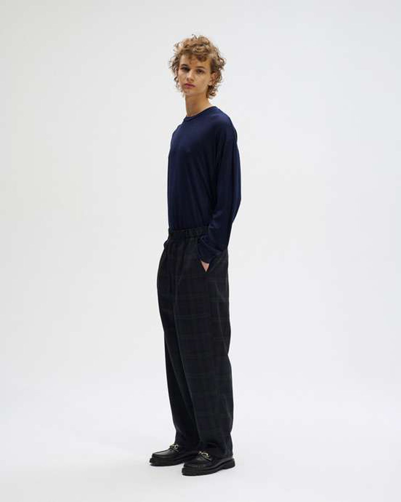 TAPERED BOLD PANTS,BLACK, large image number 4