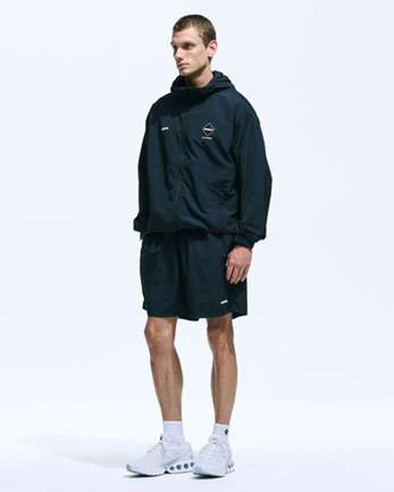 SUPPLEX NYLON EASY SHORTS,BEIGE, large image number 7