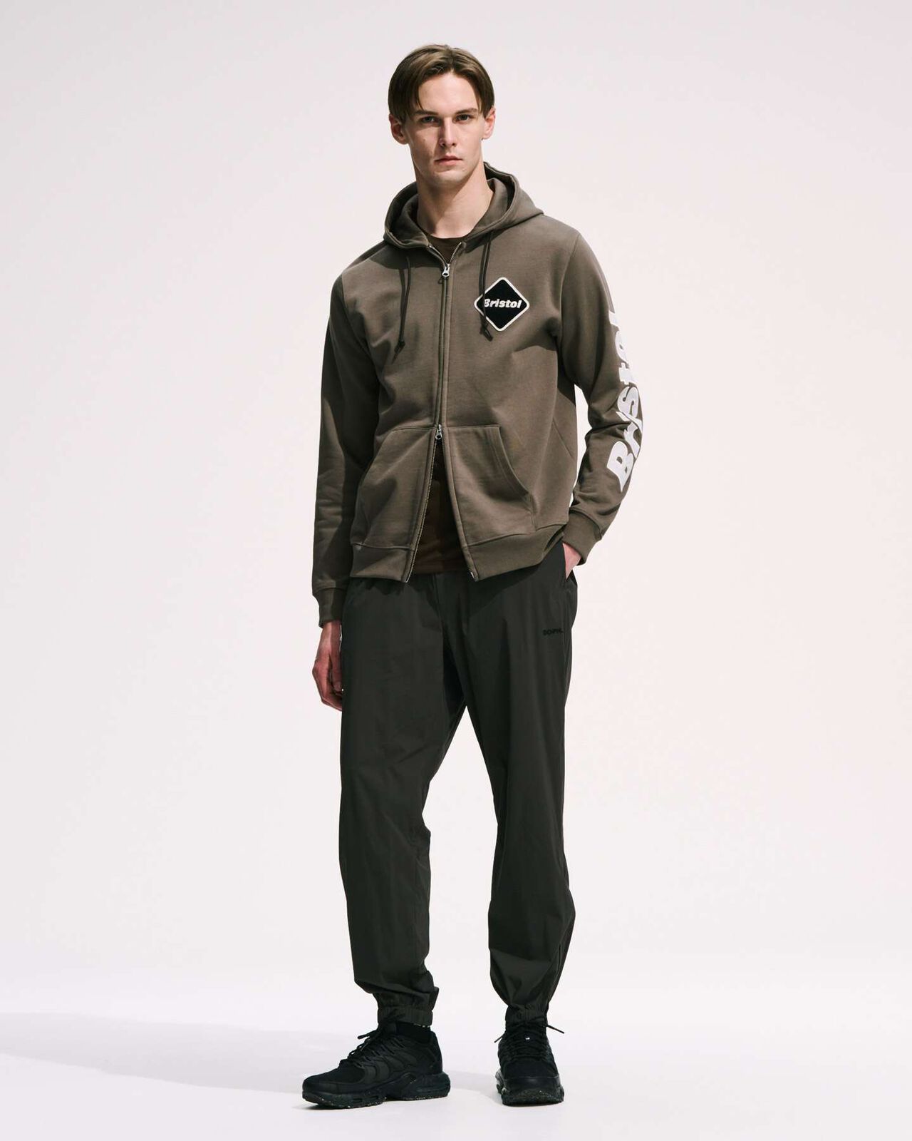 SLEEVE LOGO ZIP-UP SWEAT HOODIE,GREIGE, large image number 6