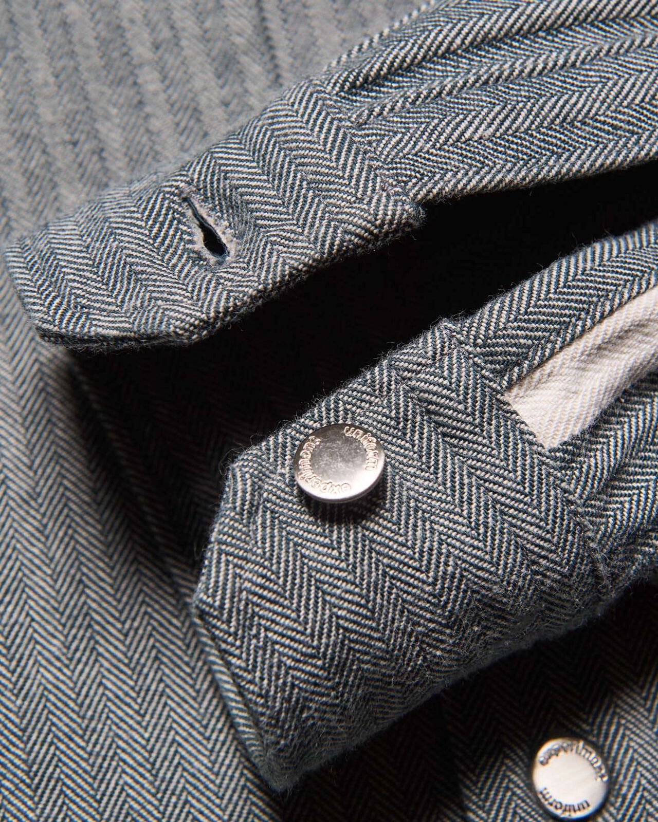 SELVAGE HERRINGBONE SHIRT,CHARCOAL GRAY, large image number 6