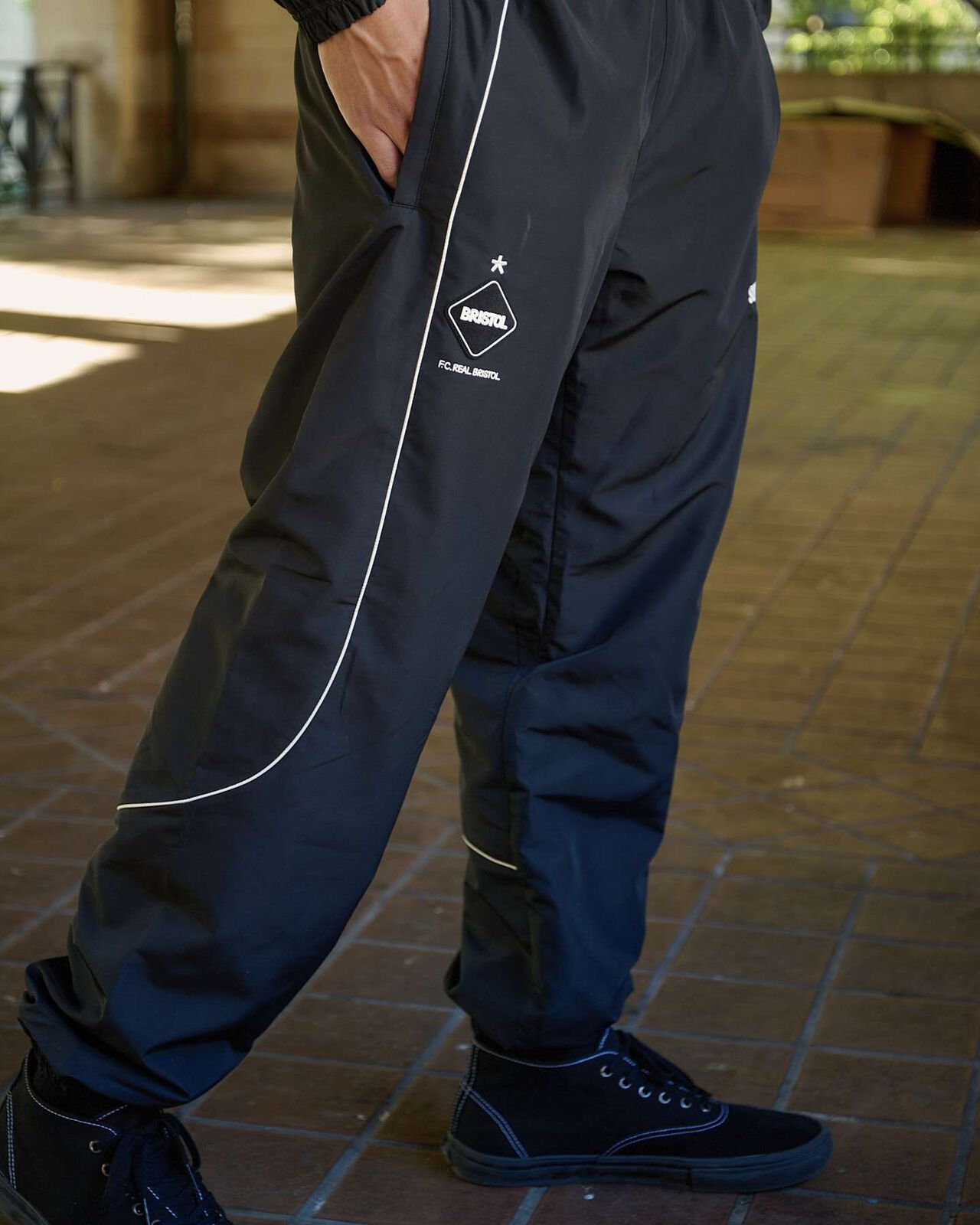 ERIC HAZE: WARM-UP PANTS,BLACK, large image number 5