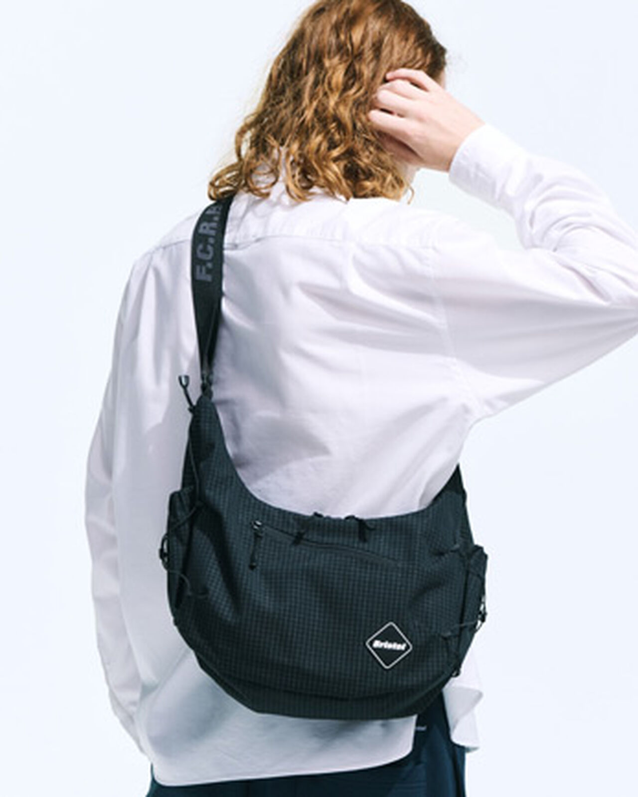 TOUR SHOULDER BAG,BLACK, large image number 4