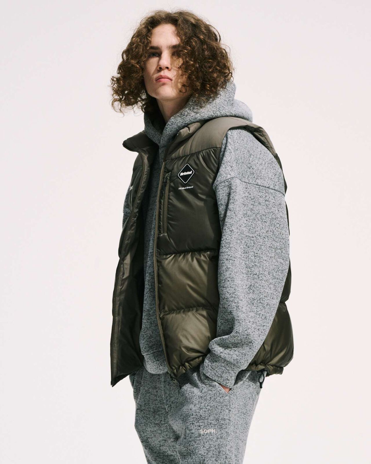 FIELD DOWN VEST,BLACK, large image number 6