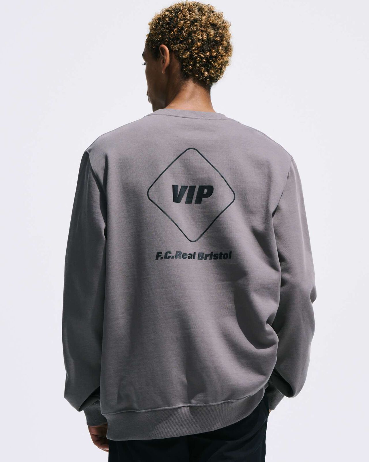 V.I.P CREWNECK SWEAT,GRAY, large image number 4