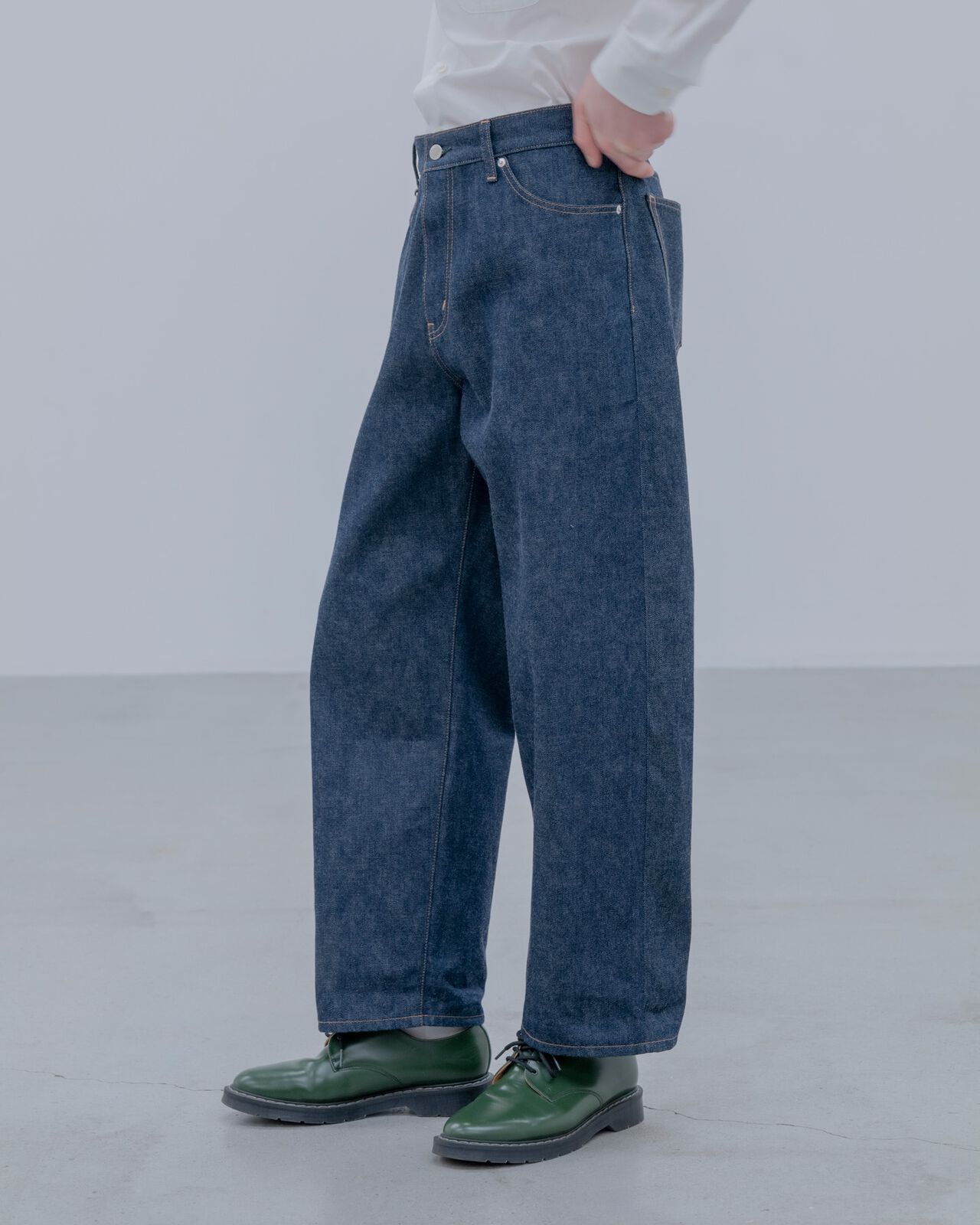 RIGID DENIM WIDE-FIT JEANS,INDIGO, large image number 6