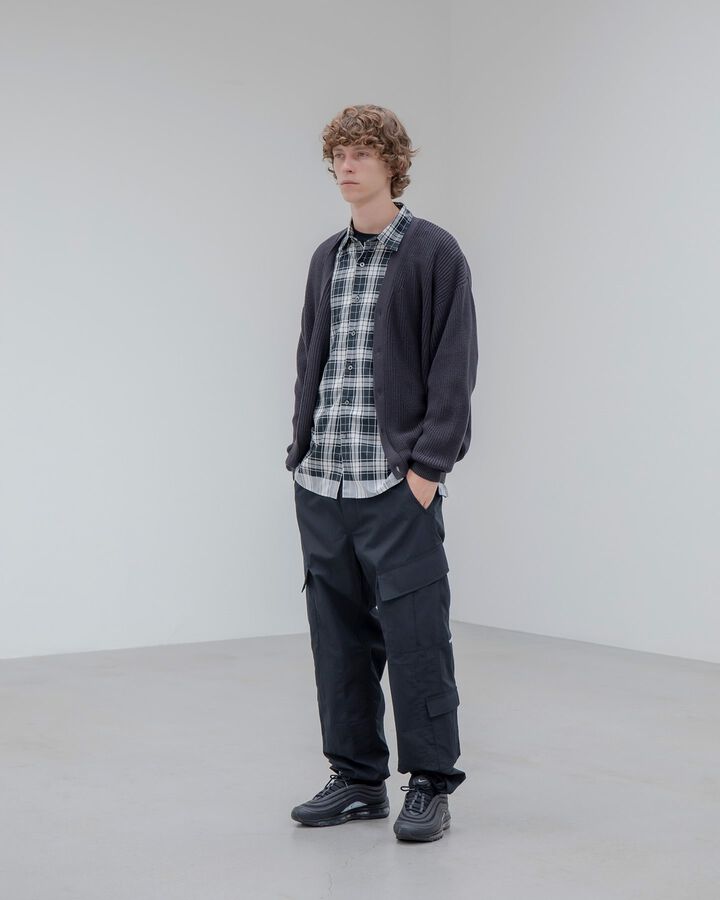 LOW GAUGE KNIT CARDIGAN,CHARCOAL GRAY, medium image number 3