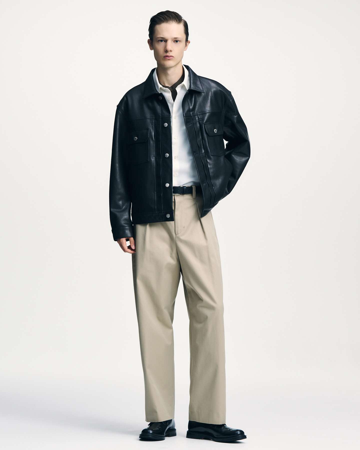LEATHER TRUCKER JACKET