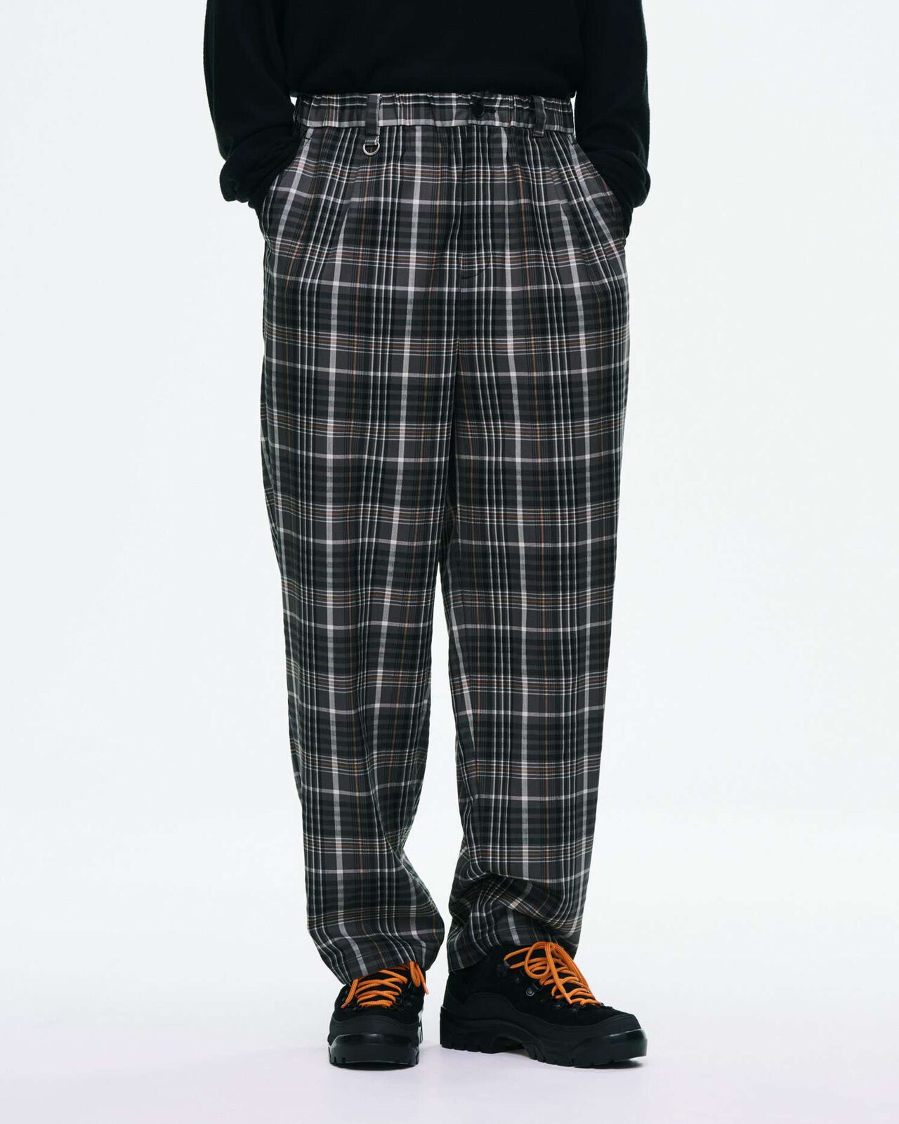 WASHBLE WOOL TAPERED BOLD PANTS,GREIGE, large image number 5