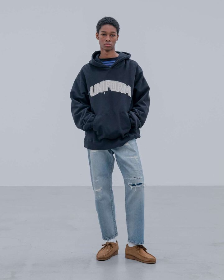 DAMAGED DENIM REGULAR-FIT JEANS,BLACK, medium image number 9