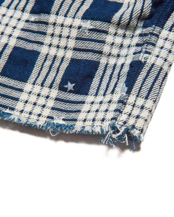 STAR PRINT CHECK CUT-OFF SHORTS,INDIGO, medium image number 3