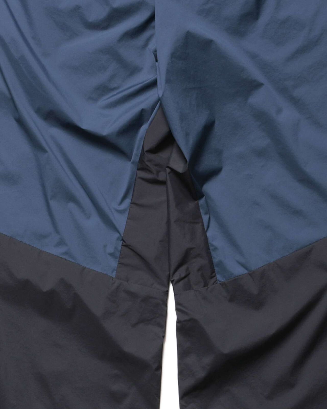 LIGHT WEIGHT BREATHABLE PACKABLE PANTS,BLUE, large image number 2
