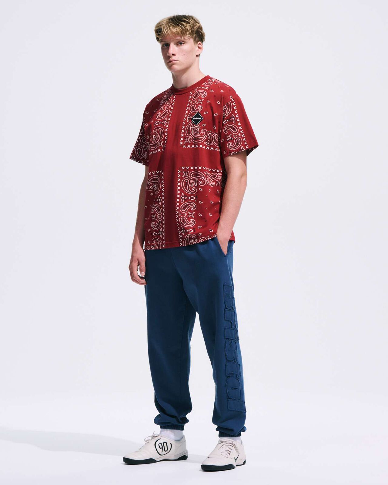 CUT-OFF LOGO SWEAT PANTS,RED, large image number 9