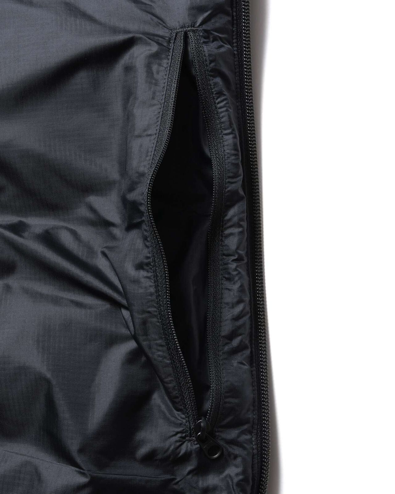 FIELD DOWN VEST,BLACK, large image number 3