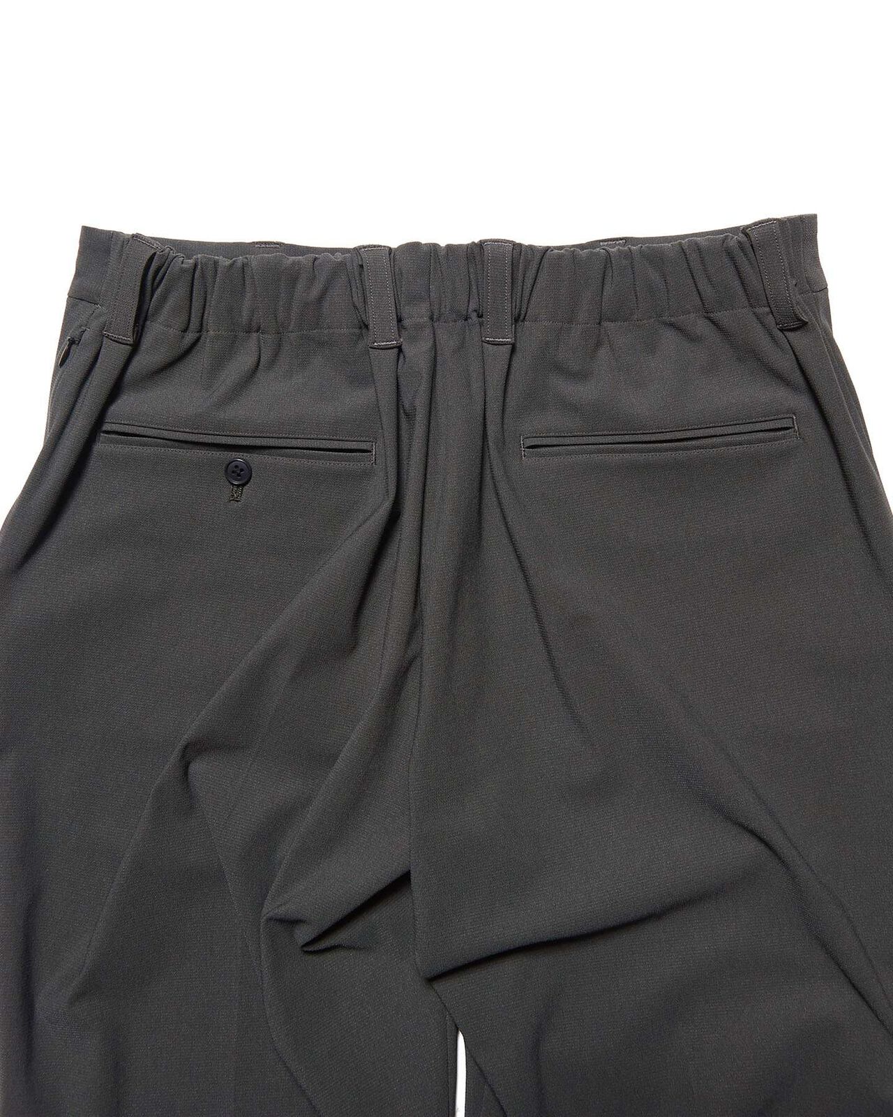 4-WAY STRETCH SLIM-FIT SHIRRING SLACKS,CHARCOAL GRAY, large image number 4