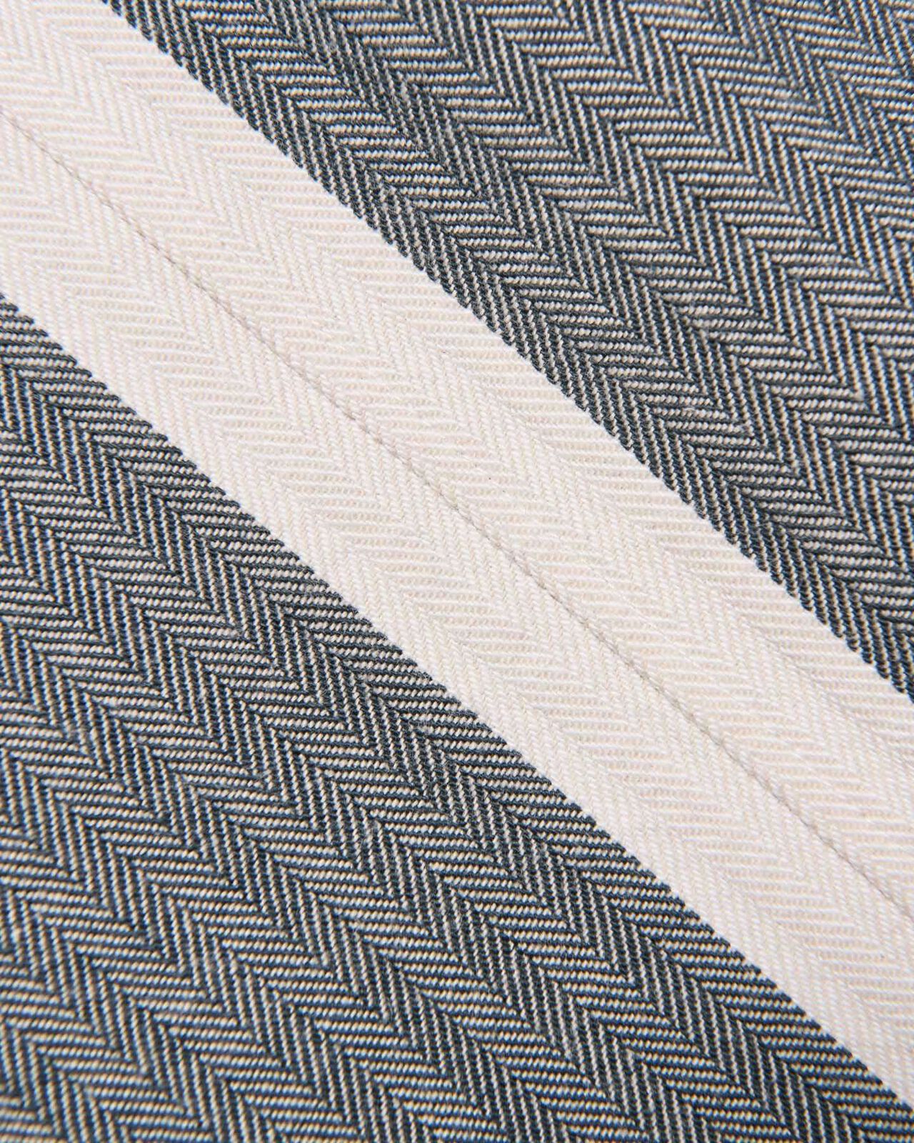 SELVAGE HERRINGBONE SHIRT,CHARCOAL GRAY, large image number 2