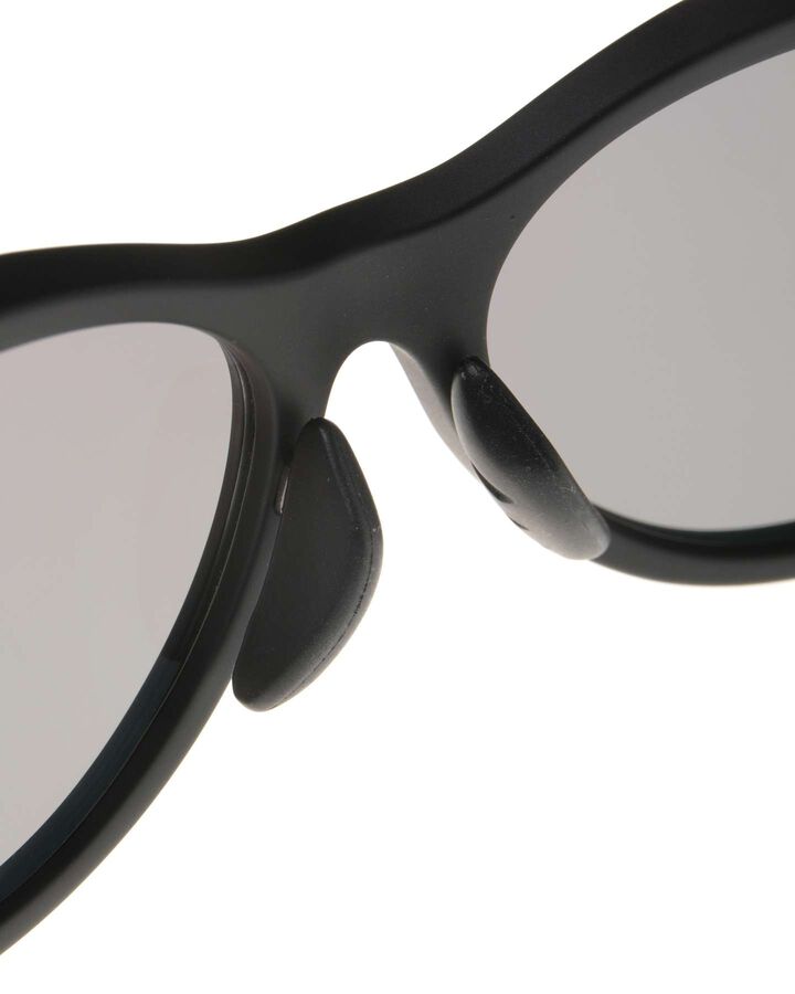 OVAL SUNGLASSES,BLACK, medium image number 3