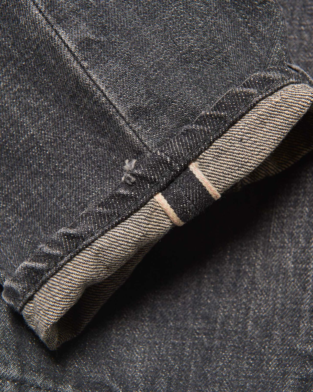 DAMAGED DENIM TAPERED-FIT JEANS,BLACK, large image number 7