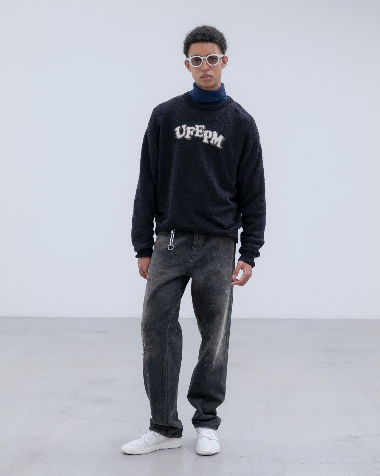 DAMAGED DENIM REGULAR-FIT JEANS,BLACK, large image number 9